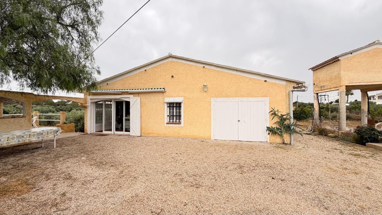 2 slaapkamer Villa te koop in Elche / Elx met garage - € 249.000 (Ref: 10181793)