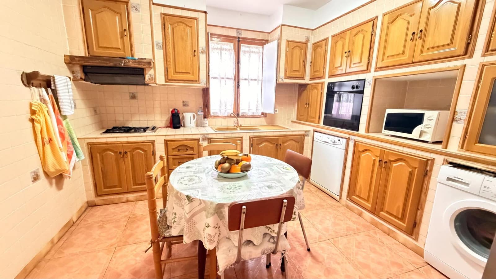 2 slaapkamer Villa te koop in Elche / Elx met garage - € 249.000 (Ref: 10181793)