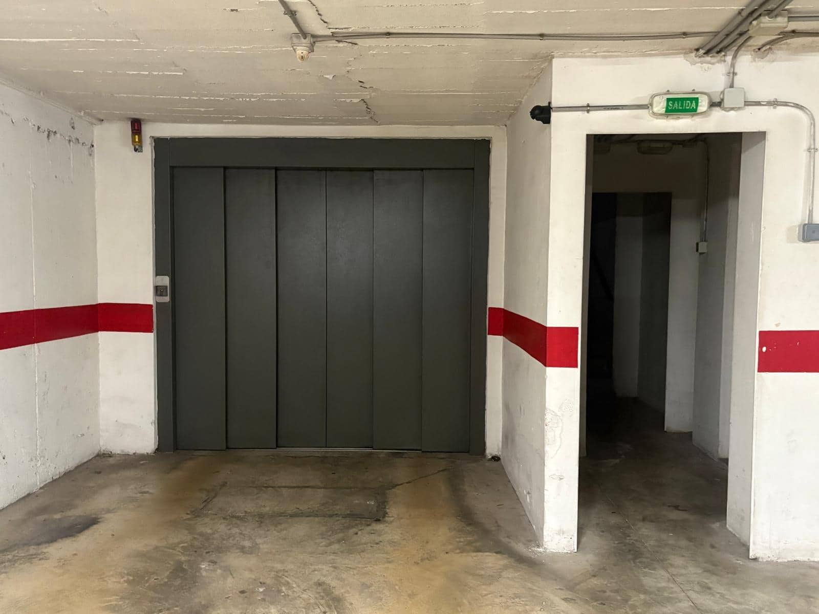 Garage till salu i Elche / Elx - 9 500 € (Ref: 10181799)