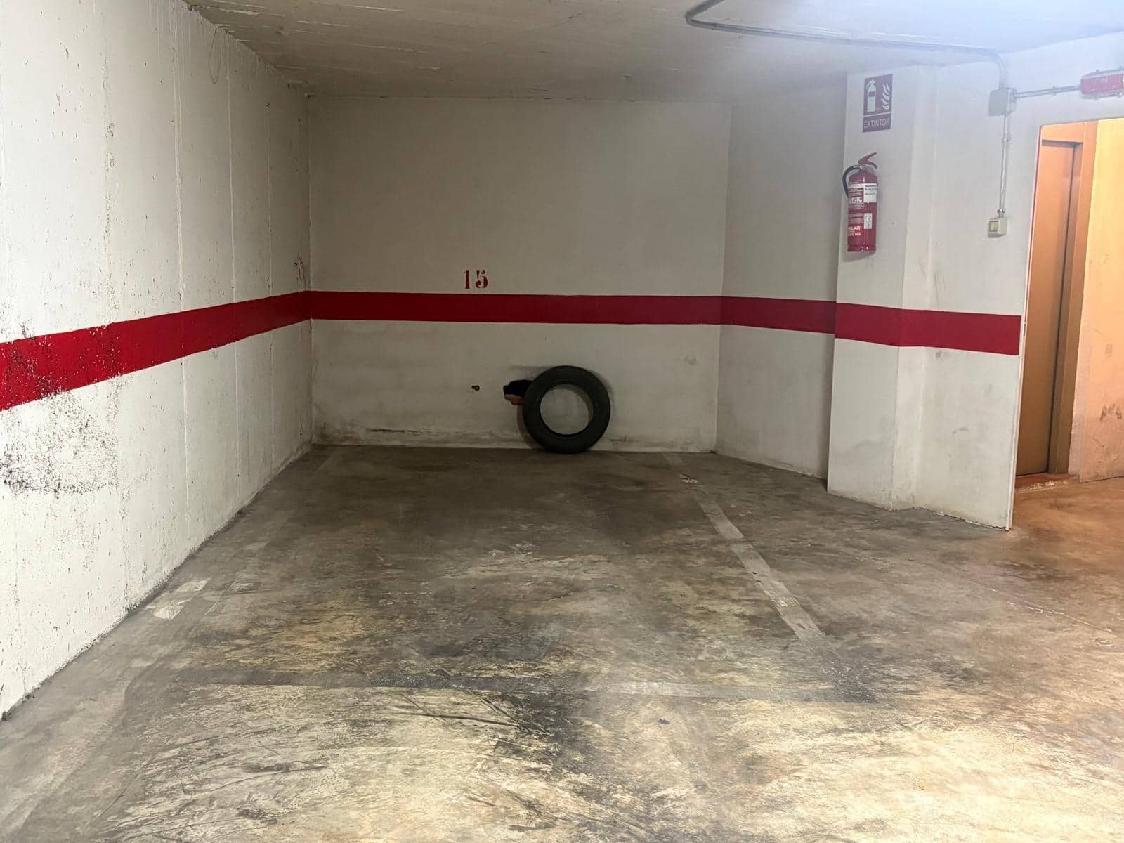 Garage till salu i Elche / Elx - 9 500 € (Ref: 10181799)