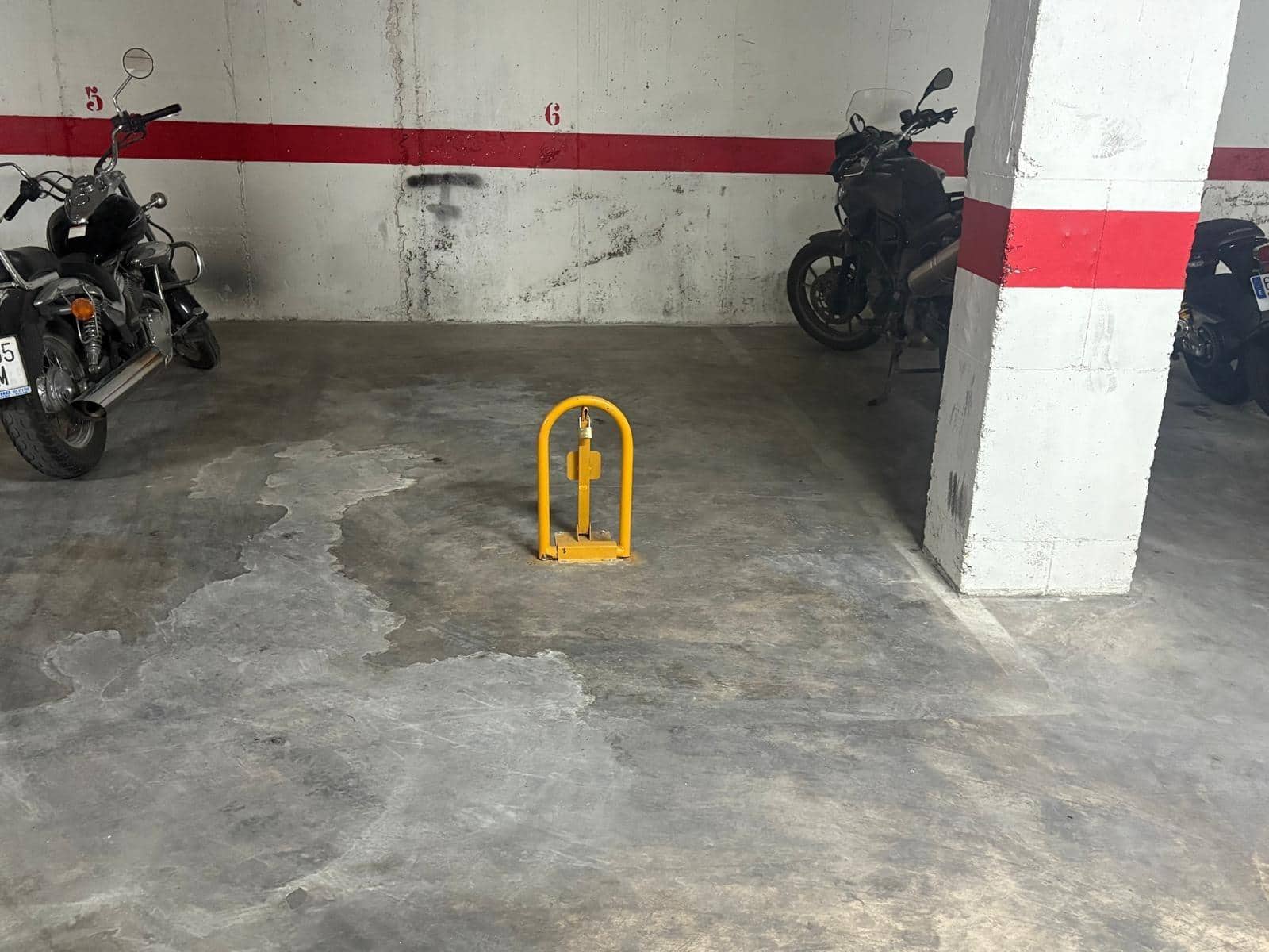 Garage till salu i Elche / Elx - 9 500 € (Ref: 10181799)