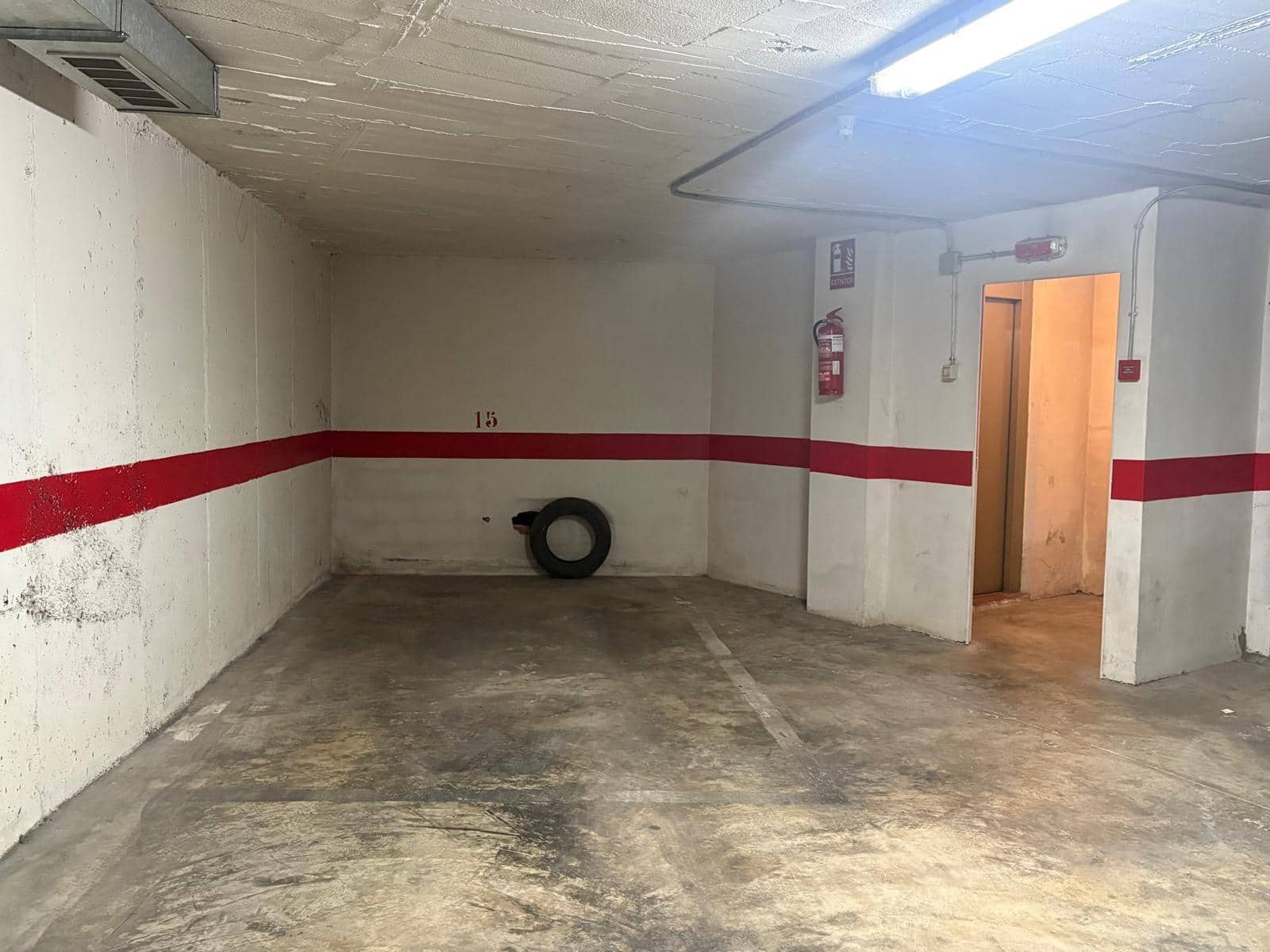 Garage till salu i Elche / Elx - 9 500 € (Ref: 10181799)