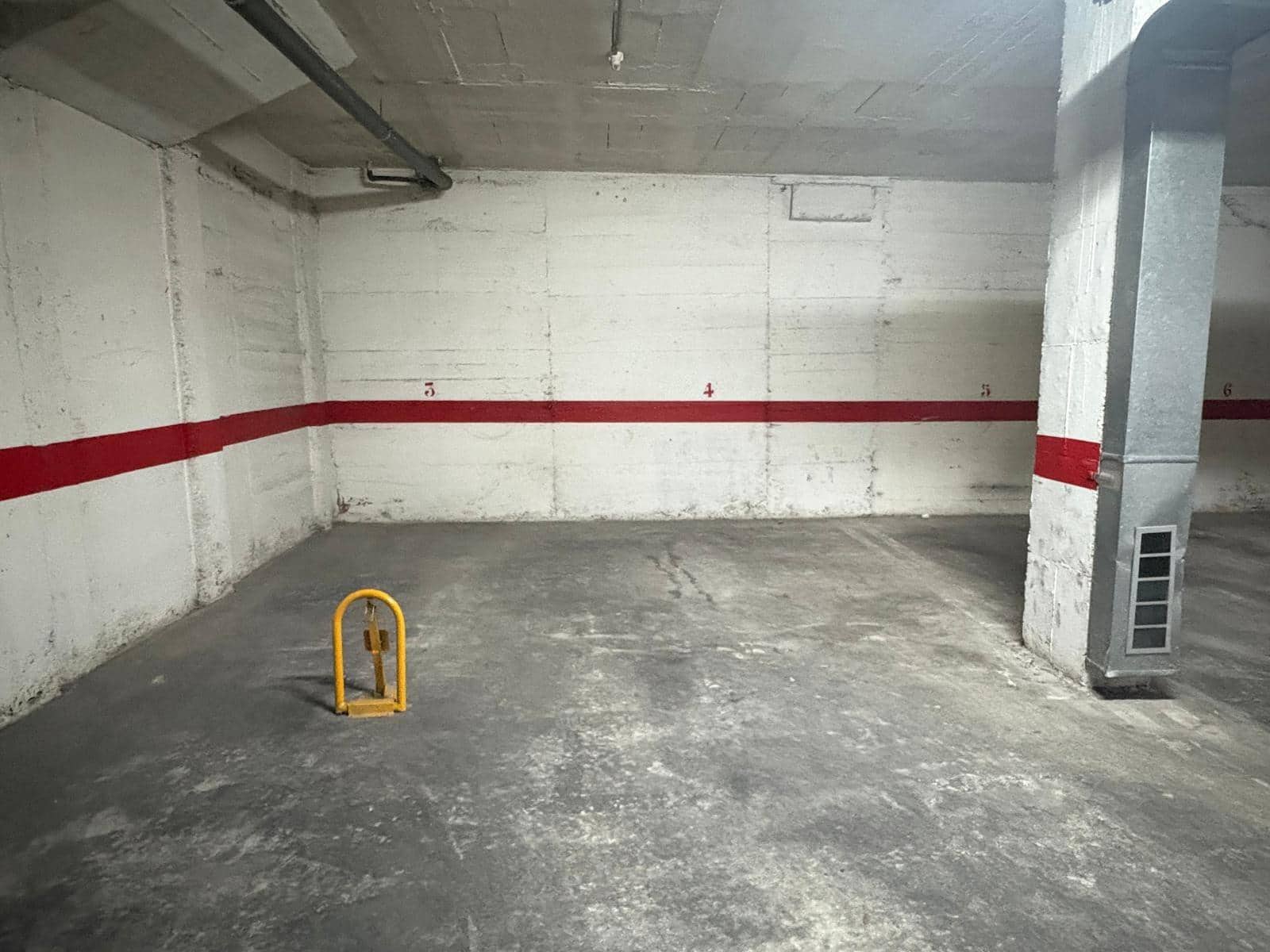 Garage till salu i Elche / Elx - 9 500 € (Ref: 10181799)