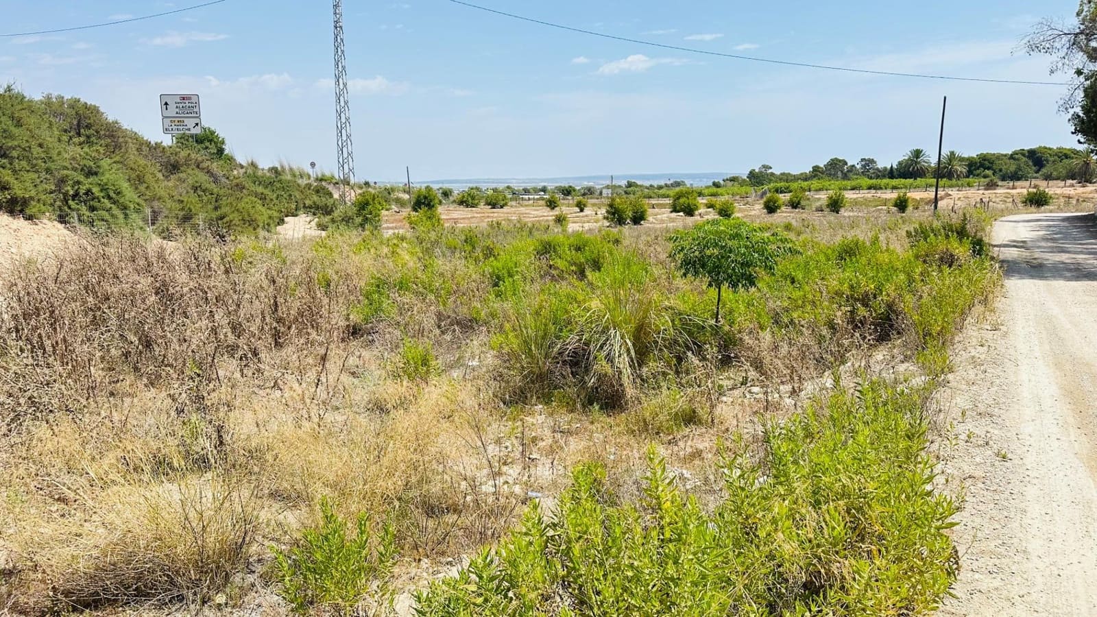 Ubebygd land til salgs i La Marina - € 26 000 (Ref: 10181801)