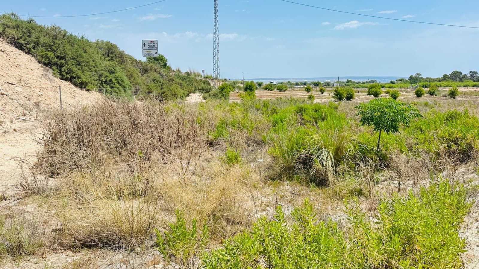 Ubebygd land til salgs i La Marina - € 26 000 (Ref: 10181801)