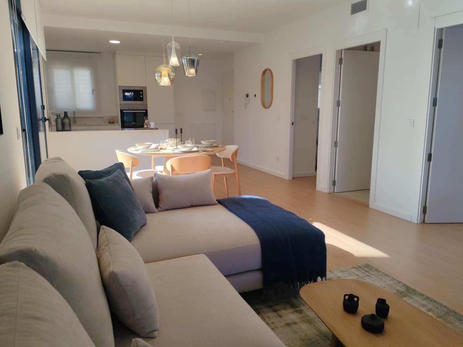 2 soverom Leilighet til salgs i Torrevieja med svømmebasseng garasje - € 365 000 (Ref: 10181803)