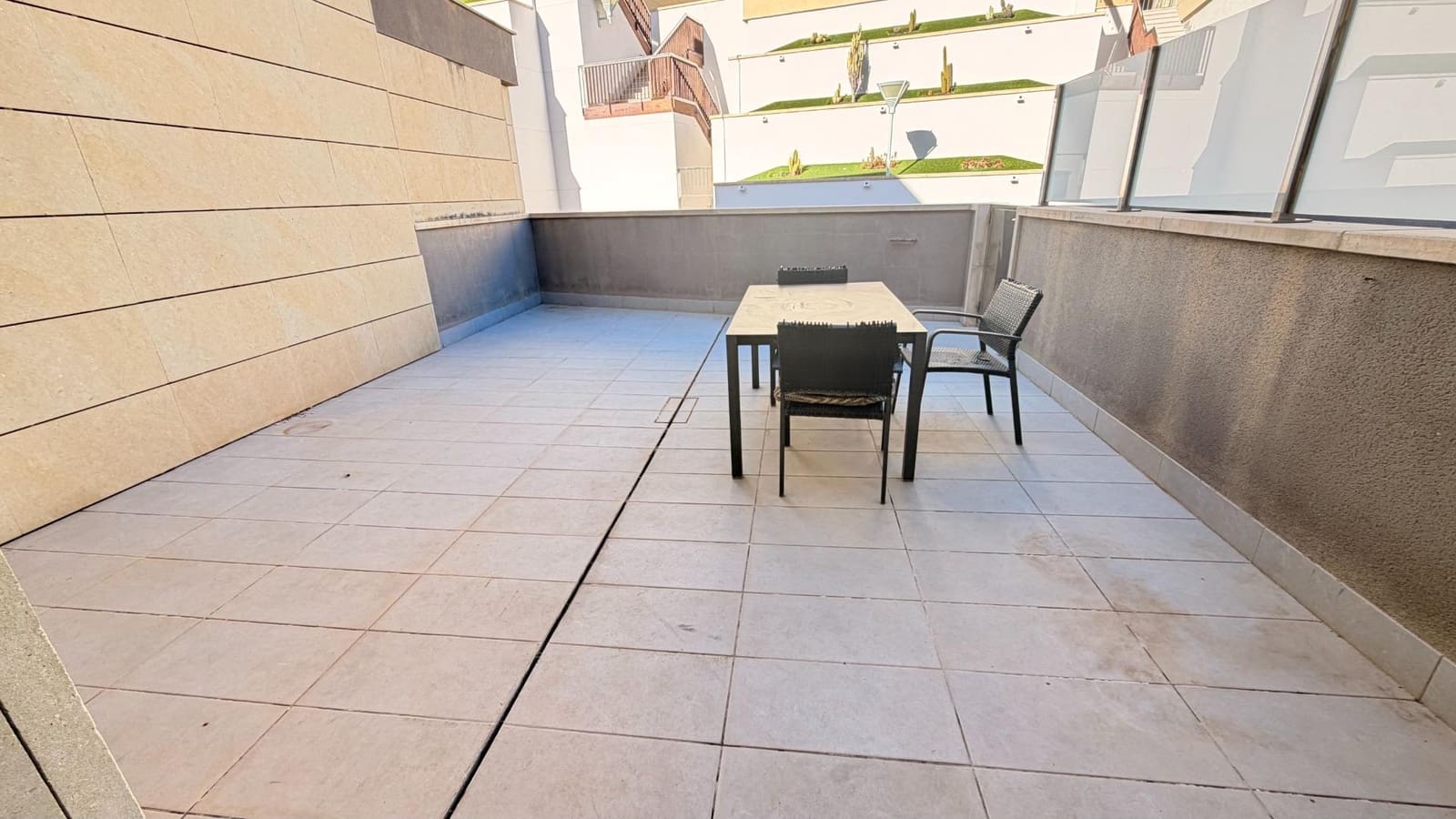 3 soverom Rekkehus til salgs i Arenales del Sol med svømmebasseng garasje - € 680 000 (Ref: 10181829)
