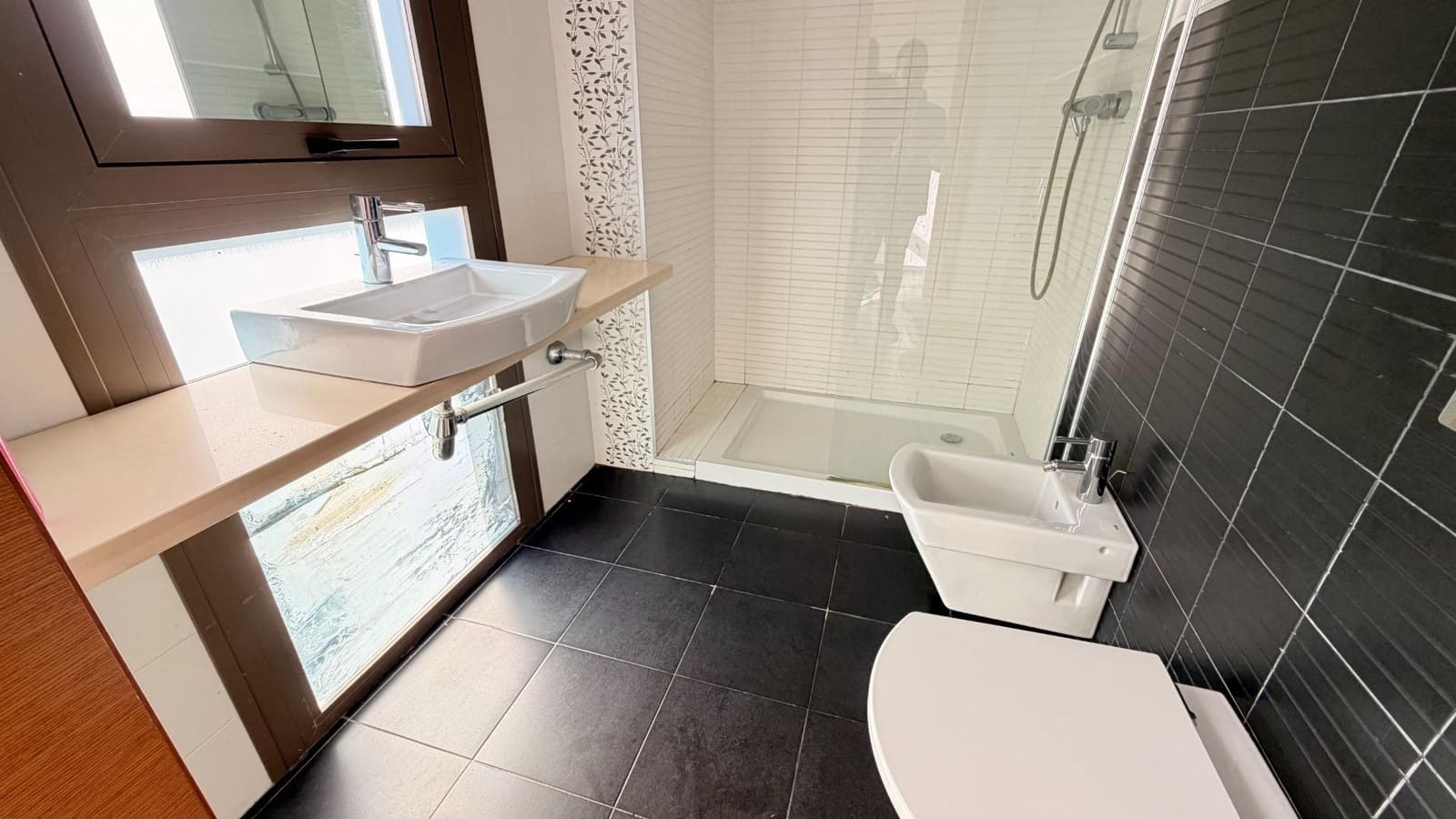 3 soverom Rekkehus til salgs i Arenales del Sol med svømmebasseng garasje - € 680 000 (Ref: 10181829)