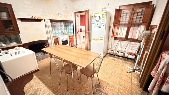 Piso de 4 habitaciones en La Hoya, Elche / Elx en venta con garaje - 160.000 € (Ref: 10181841)