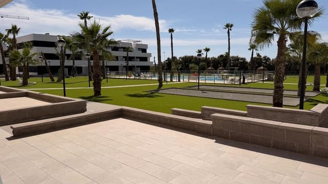 2 soveværelse Lejlighed til salg i Guardamar del Segura med swimmingpool garage - € 232.000 (Ref: 10181844)