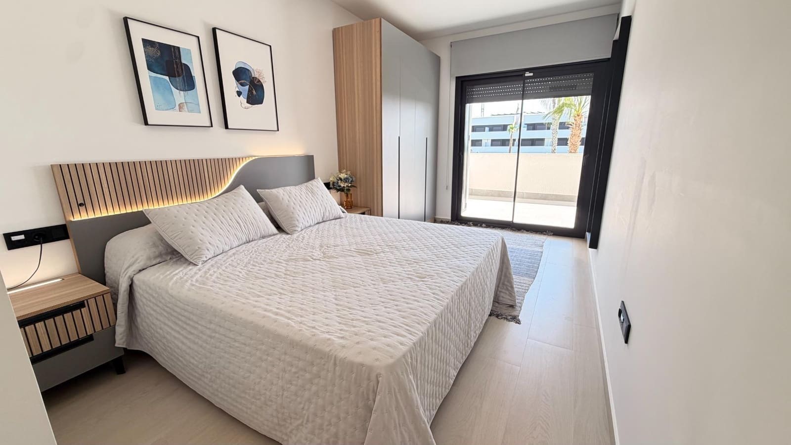 2 soveværelse Lejlighed til salg i Guardamar del Segura med swimmingpool garage - € 232.000 (Ref: 10181845)