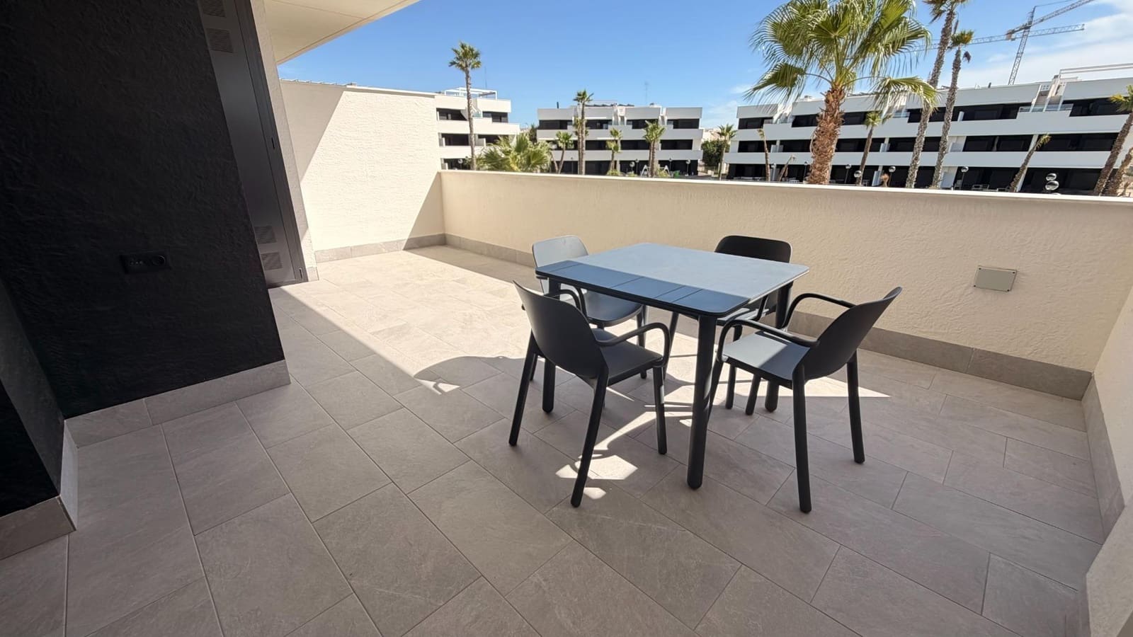 2 soveværelse Lejlighed til salg i Guardamar del Segura med swimmingpool garage - € 232.000 (Ref: 10181845)