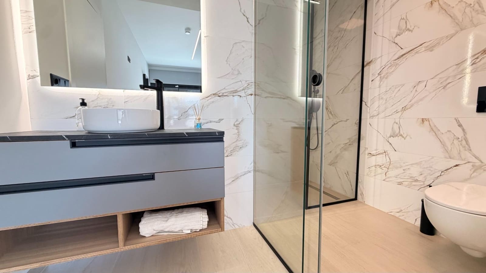 2 slaapkamer Appartement te koop in Guardamar del Segura met zwembad garage - € 232.000 (Ref: 10181846)