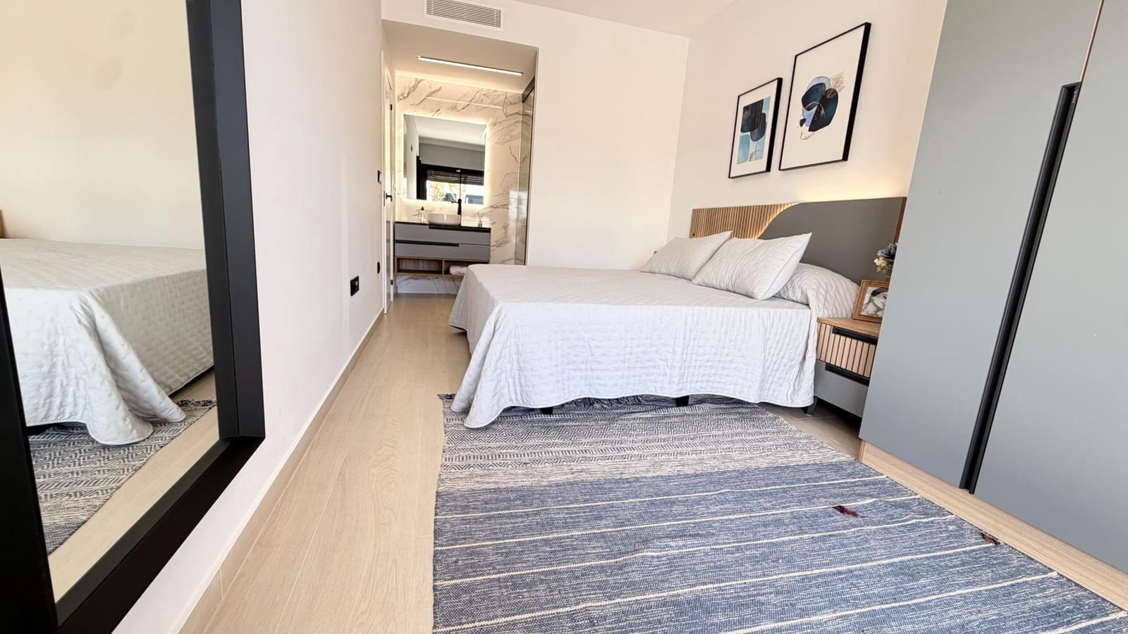 Apartamento de 2 habitaciones en Guardamar del Segura en venta con piscina garaje - 229.000 € (Ref: 10181853)