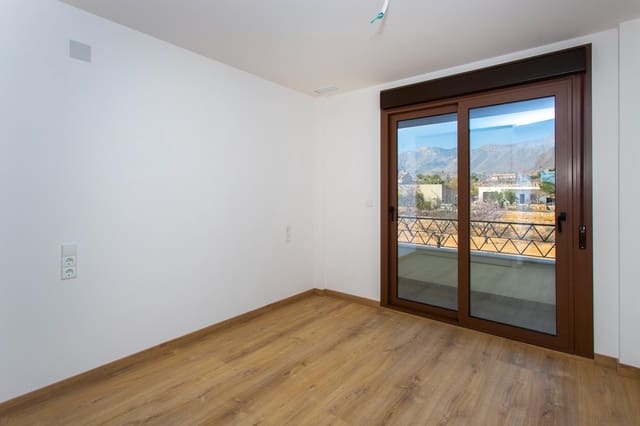 3 soverom Leilighet til salgs i La Canalosa, Hondón de las Nieves - € 215 000 (Ref: 8589655)