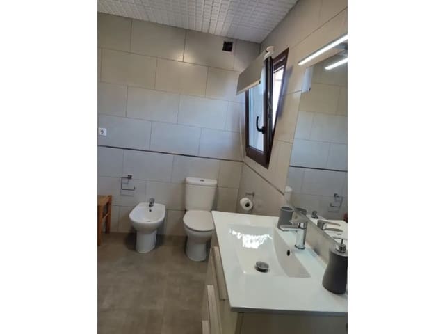 4 slaapkamer Villa te koop in Vinaròs met zwembad garage - € 274.000 (Ref: 9021311)