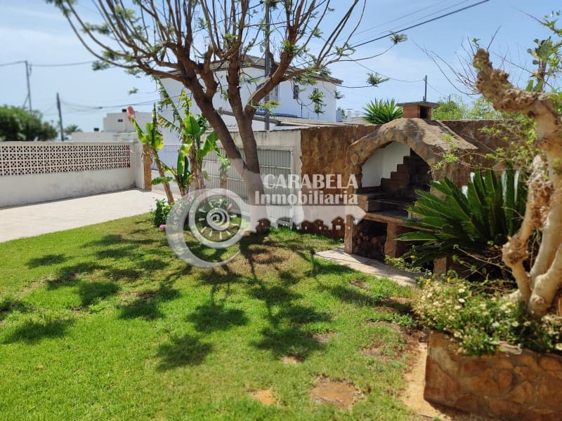 3 soveværelse Villa til salg i Vinaros med garage - € 230.000 (Ref: 9021313)