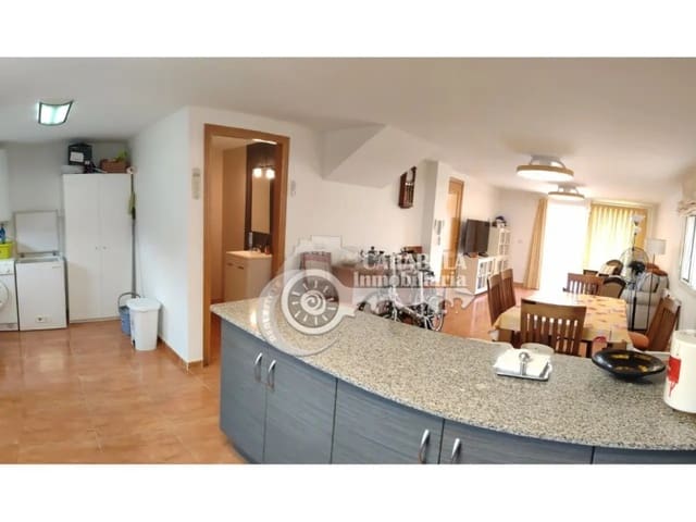 4 bedroom Townhouse for sale in Peñíscola with pool garage - € 250,000 (Ref: 9021324)