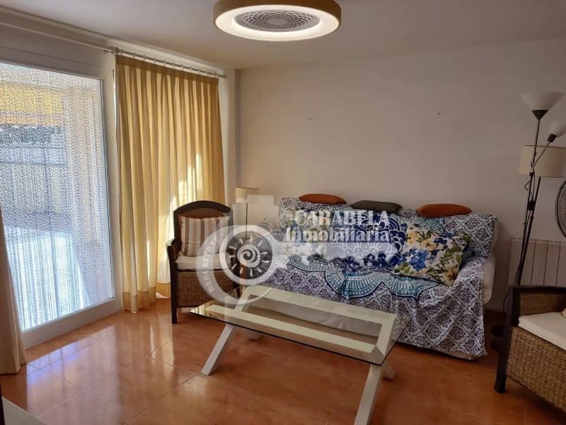 4 soveværelse Byhus til salg i Peniscola med swimmingpool garage - € 250.000 (Ref: 9021324)