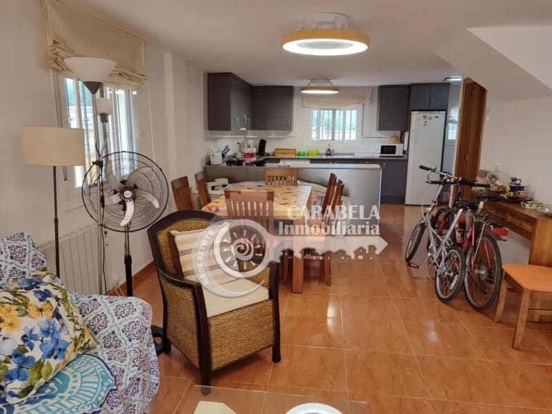 4 soveværelse Byhus til salg i Peniscola med swimmingpool garage - € 250.000 (Ref: 9021324)