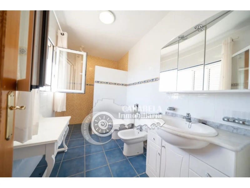 2 soveværelse Villa til salg i Cervera del Maestre / Cervera del Maestrat med swimmingpool garage - € 320.000 (Ref: 9021330)