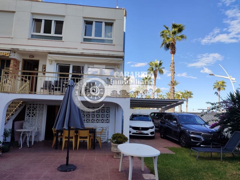 6 soveværelse Byhus til salg i Peniscola med garage - € 450.000 (Ref: 9256642)