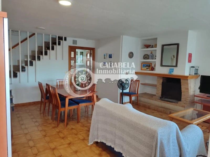 6 soveværelse Byhus til salg i Peniscola med garage - € 450.000 (Ref: 9256642)