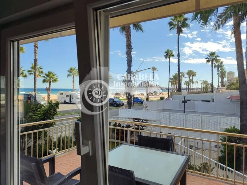 6 soveværelse Byhus til salg i Peniscola med garage - € 450.000 (Ref: 9256642)