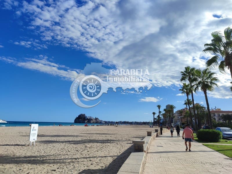 6 soveværelse Byhus til salg i Peniscola med garage - € 450.000 (Ref: 9256642)