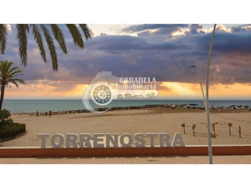3 bedroom Flat for sale in Torreblanca with pool garage - € 129,000 (Ref: 9325833)