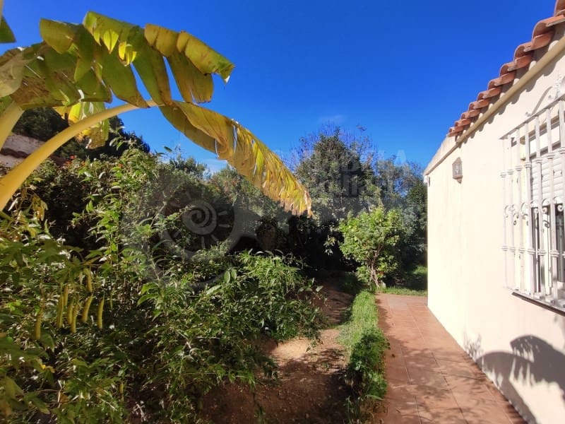 4 bedroom Villa for sale in Peniscola with garage - € 220,000 (Ref: 9437705)