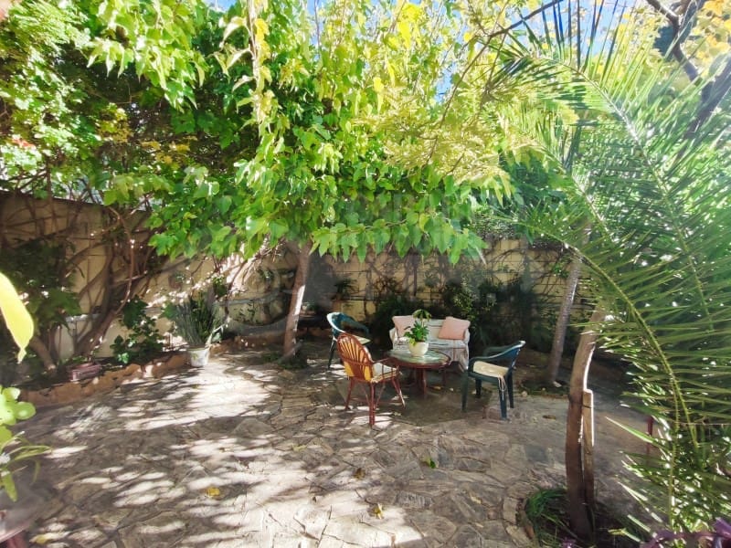 4 bedroom Villa for sale in Peniscola with garage - € 220,000 (Ref: 9437705)