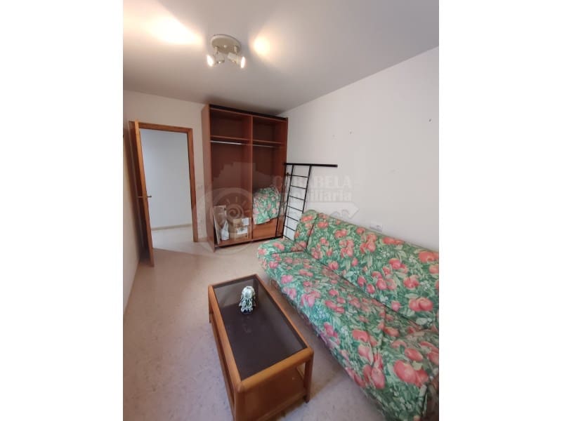 Flat for sale in Vinaros - € 170,000 (Ref: 9504641)