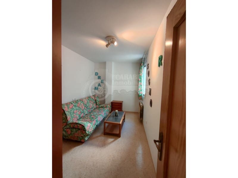 Flat for sale in Vinaros - € 170,000 (Ref: 9504641)