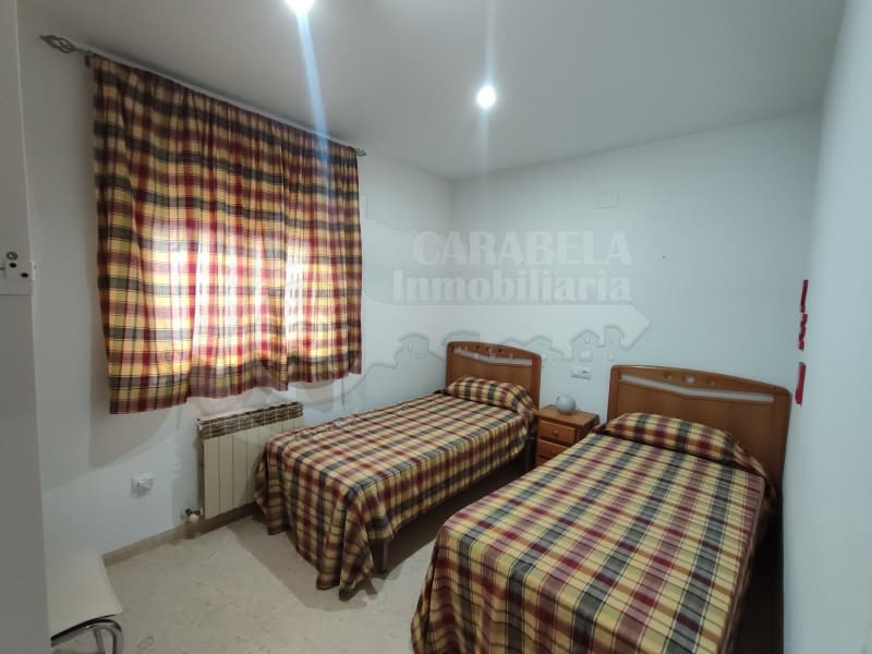 Flat for sale in Vinaros - € 170,000 (Ref: 9504641)