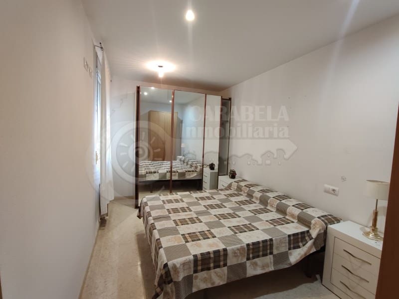 Flat for sale in Vinaros - € 170,000 (Ref: 9504641)