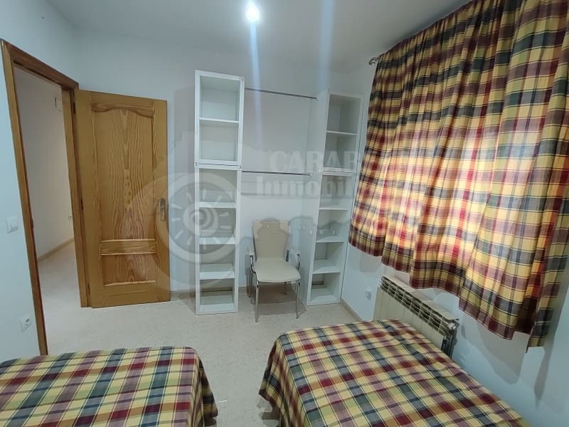 Flat for sale in Vinaros - € 170,000 (Ref: 9504641)