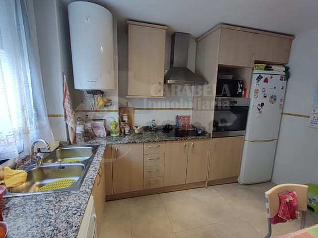 2 makuuhuone Asunto myytävänä paikassa Vinaròs - 185 000 € (Ref: 9586446)