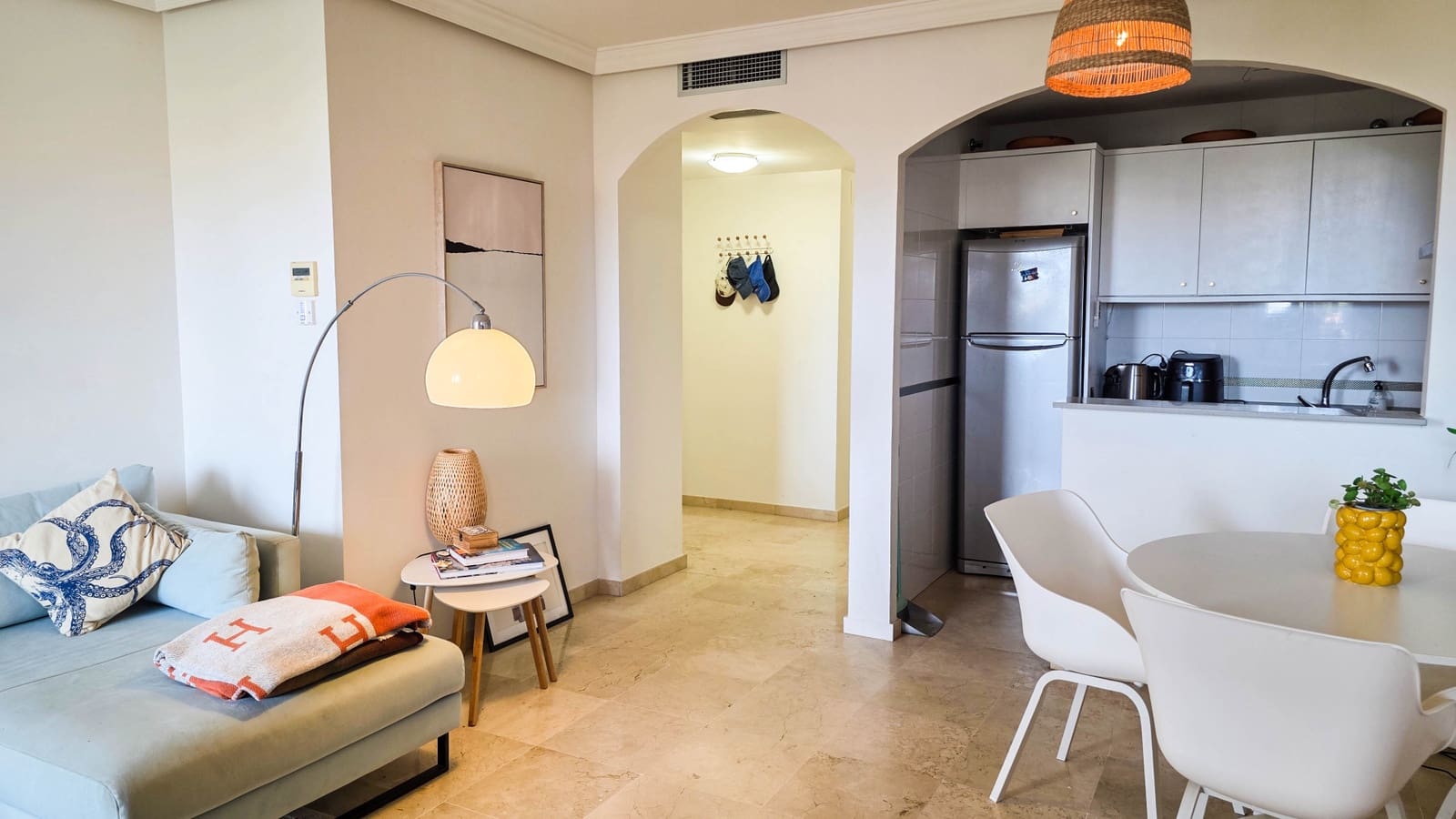 2 quarto Apartamento para venda em La Duquesa / Puerto de la Duquesa com piscina garagem - 270 000 € (Ref: 10026574)