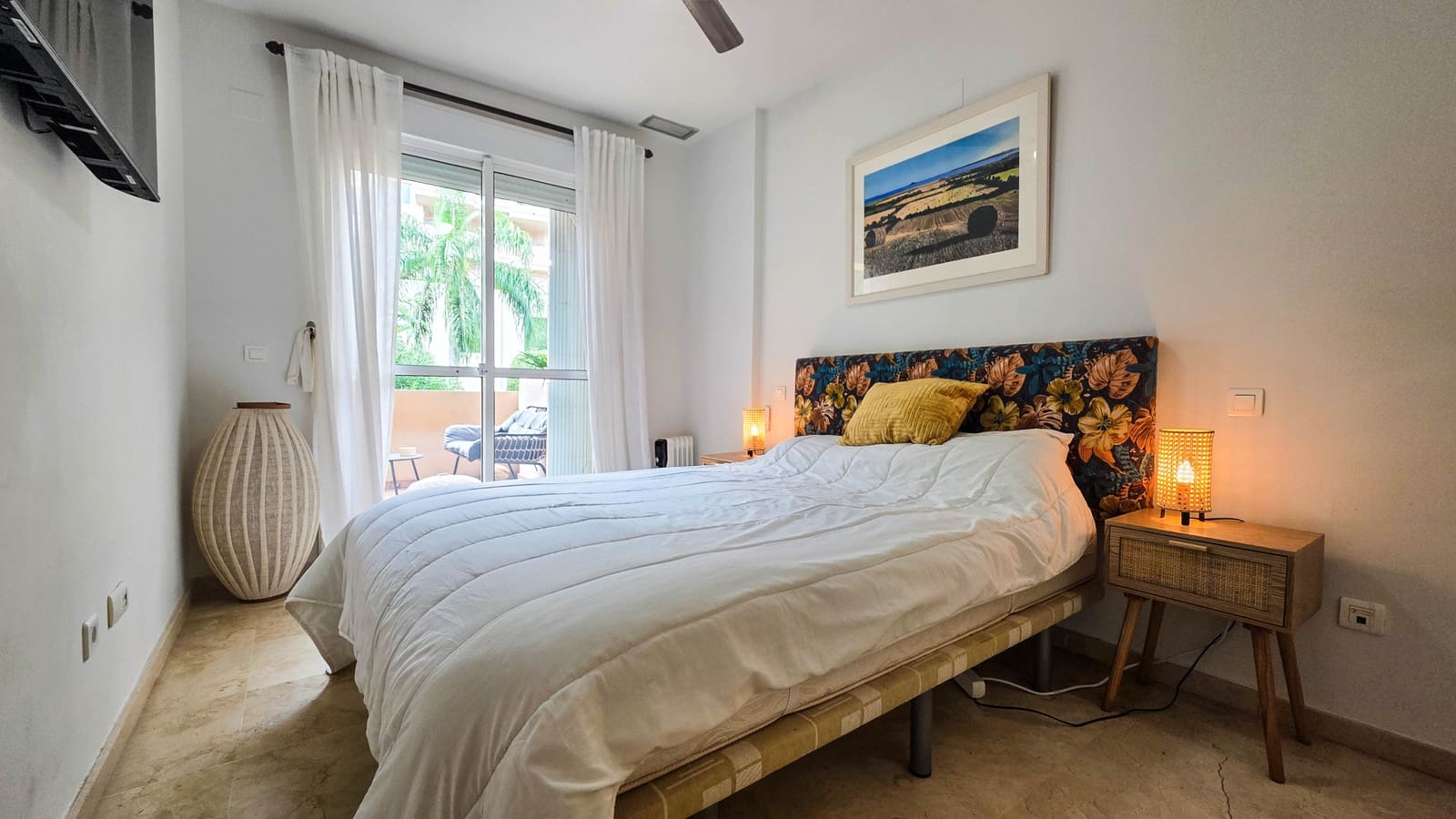 2 quarto Apartamento para venda em La Duquesa / Puerto de la Duquesa com piscina garagem - 270 000 € (Ref: 10026574)