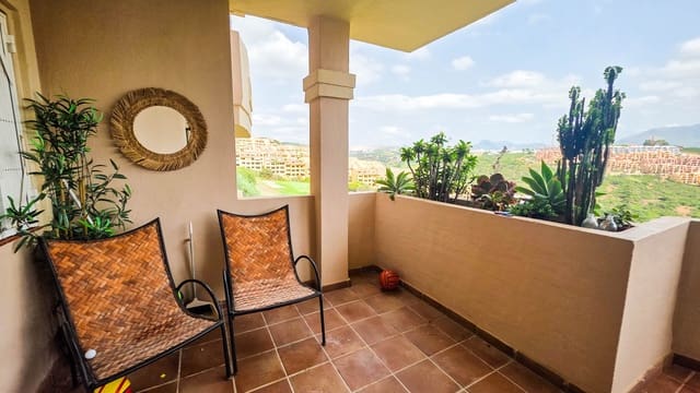 2 quarto Apartamento para venda em La Duquesa / Puerto de la Duquesa, Manilva com piscina garagem - 270 000 € (Ref: 10026574)