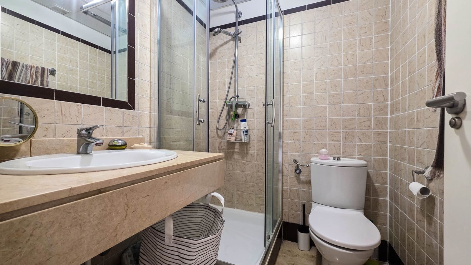 2 quarto Apartamento para venda em La Duquesa / Puerto de la Duquesa com piscina garagem - 270 000 € (Ref: 10026574)