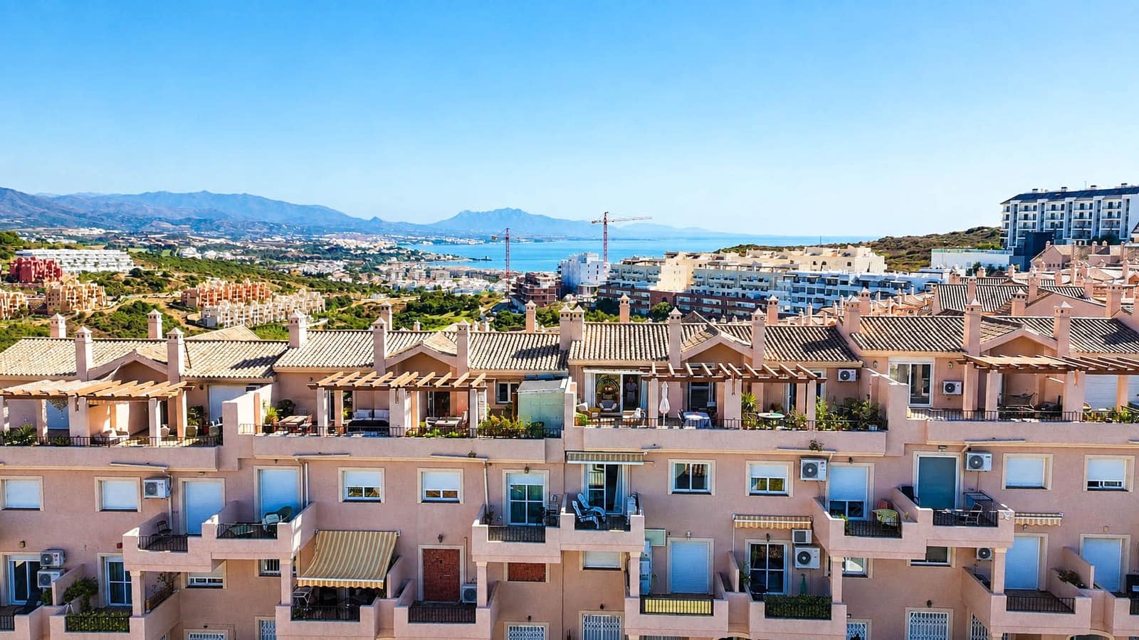 3 Zimmer Penthouse zu verkaufen in La Duquesa / Puerto de la Duquesa mit Pool Garage - 390.000 € (Ref: 10077575)