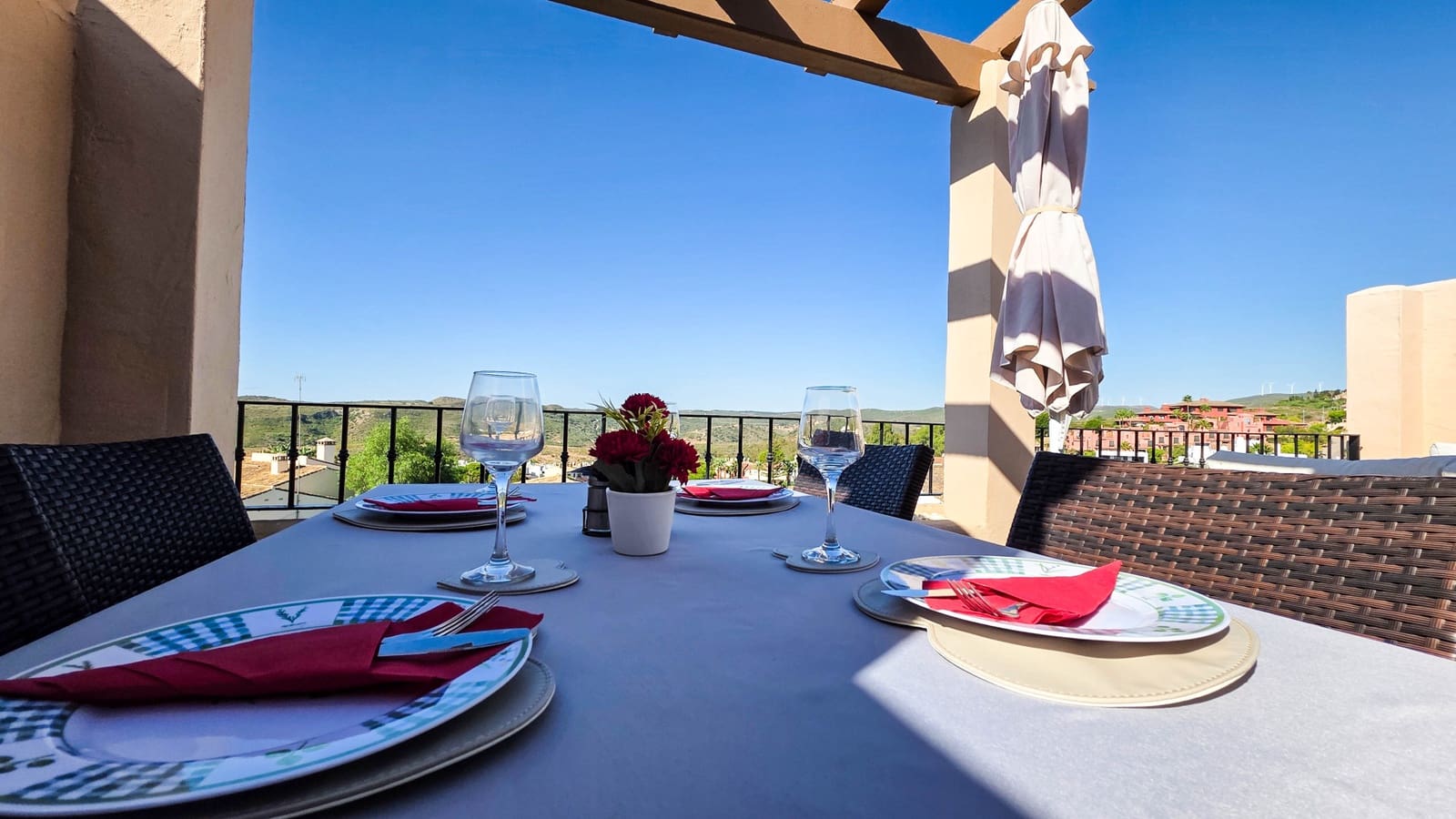 3 Zimmer Penthouse zu verkaufen in La Duquesa / Puerto de la Duquesa mit Pool Garage - 390.000 € (Ref: 10077575)