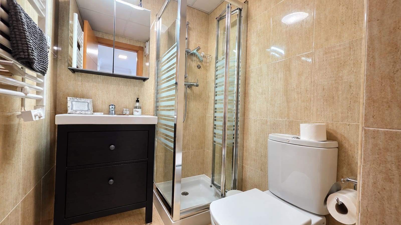 2 soverom Penthouse til salgs i San Luis de Sabinillas med svømmebasseng garasje - € 335 000 (Ref: 10090976)