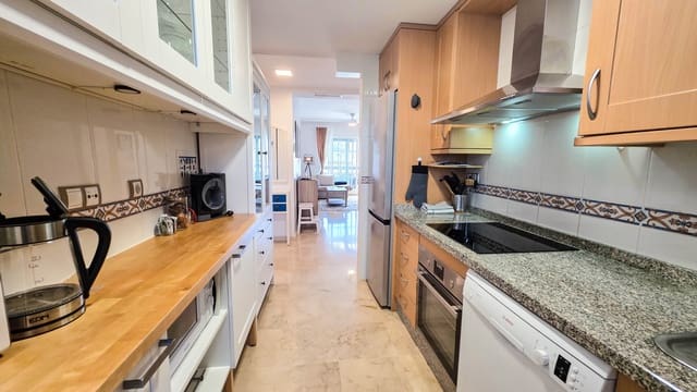2 soverom Penthouse til salgs i San Luis de Sabinillas, Manilva med svømmebasseng garasje - € 335 000 (Ref: 10090976)