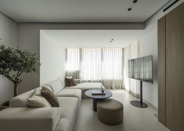 Apartamento de 3 habitaciones en Marbella en venta con piscina garaje - 795.000 € (Ref: 10147451)