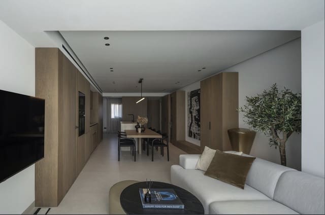 Apartamento de 3 habitaciones en Marbella en venta con piscina garaje - 795.000 € (Ref: 10147451)