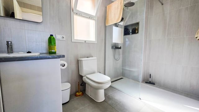4 soveværelse Semi-Rækkehus til salg i La Duquesa / Puerto de la Duquesa, Manilva med swimmingpool garage - € 525.000 (Ref: 10158698)
