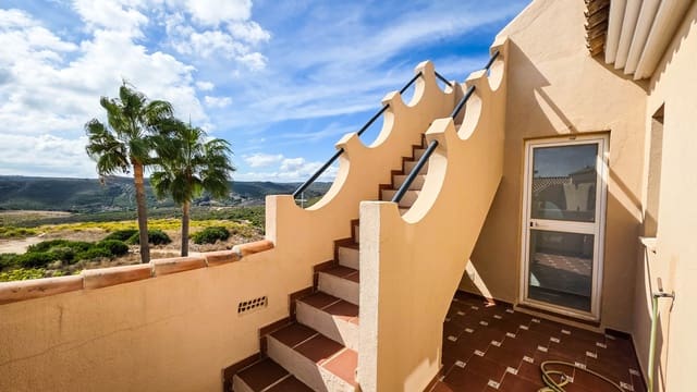 4 soveværelse Semi-Rækkehus til salg i La Duquesa / Puerto de la Duquesa, Manilva med swimmingpool garage - € 525.000 (Ref: 10158698)